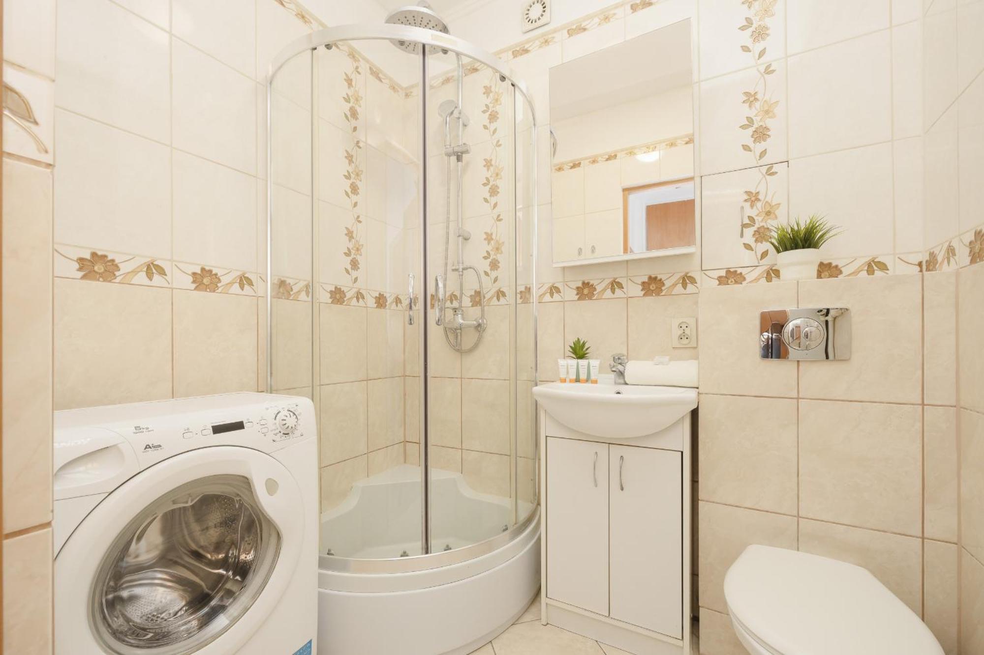 Apartament Cozy & Comfortable Grodeckiego By Renters *