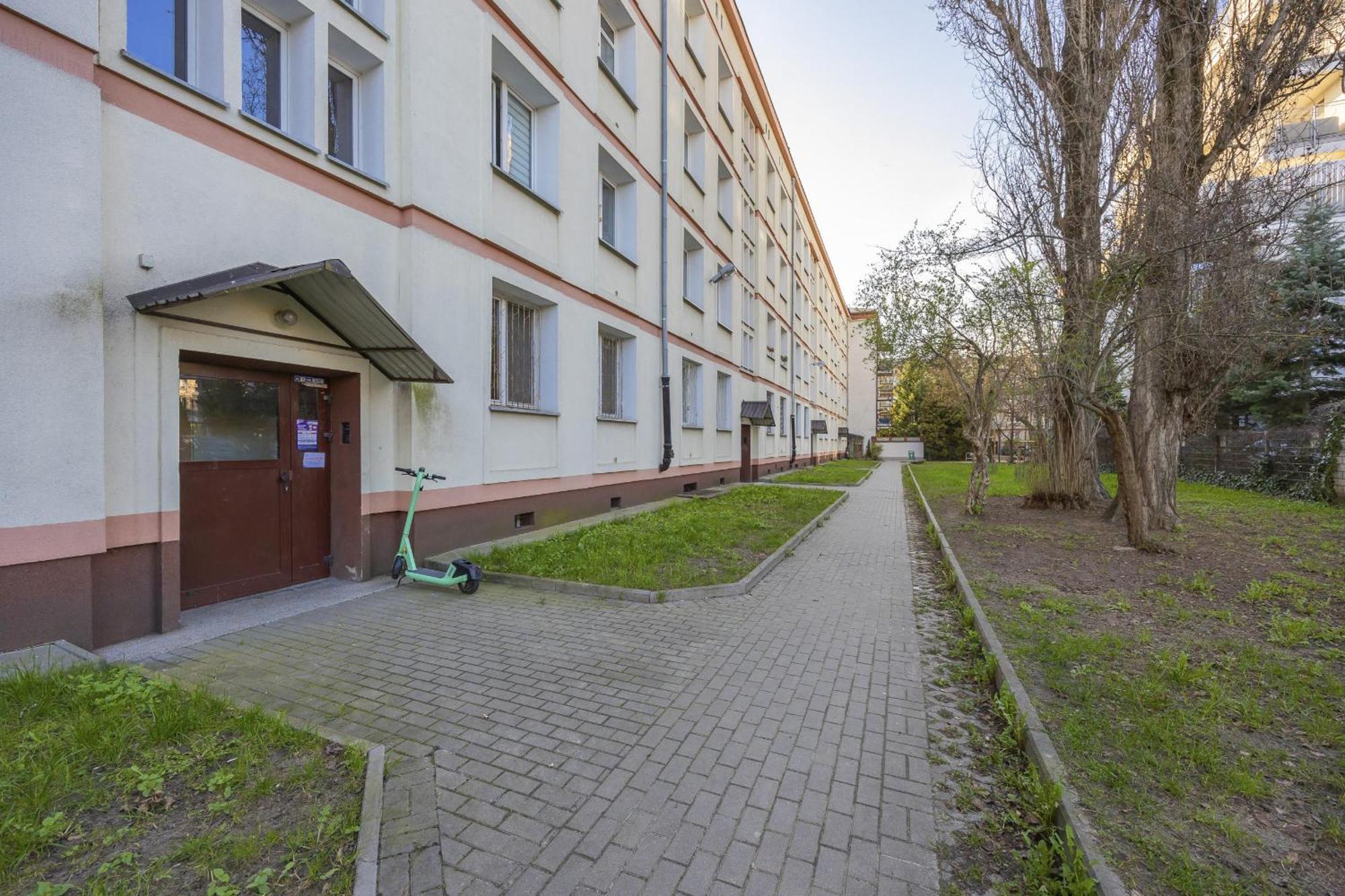 Cozy & Comfortable Grodeckiego By Renters Warszawa